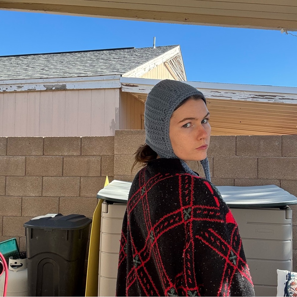 Blue crochet Bonnet - Picture 8 of 16